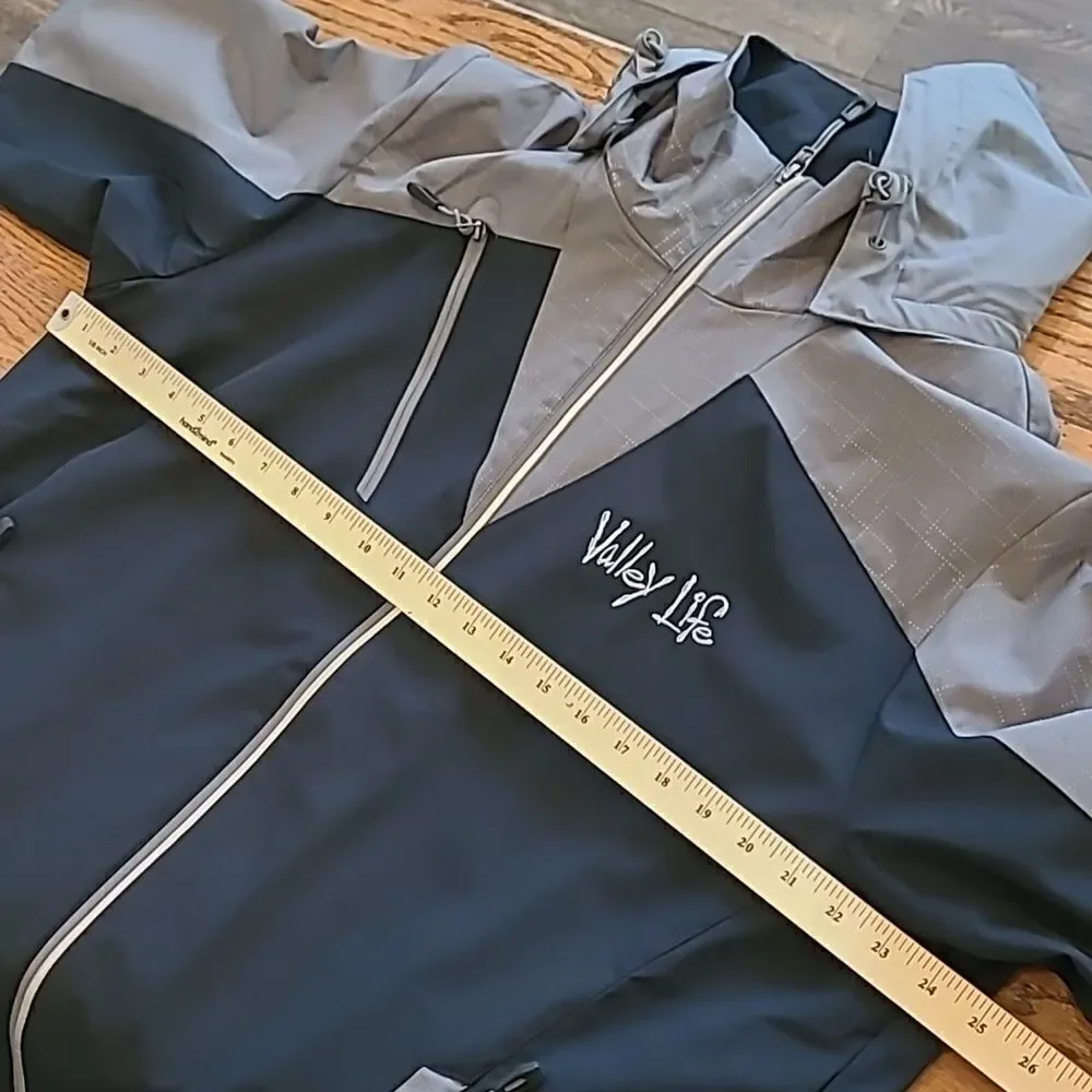 North End Valley Life  EZEM system sz L/G jacket/windbreaker NWOT